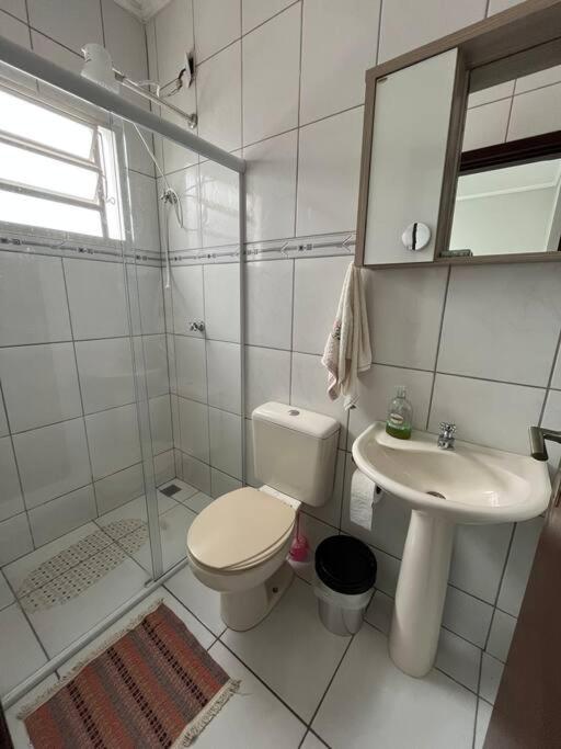Casa Com Piscina Em Condominio Fechado Águas de Lindóia Eksteriør billede